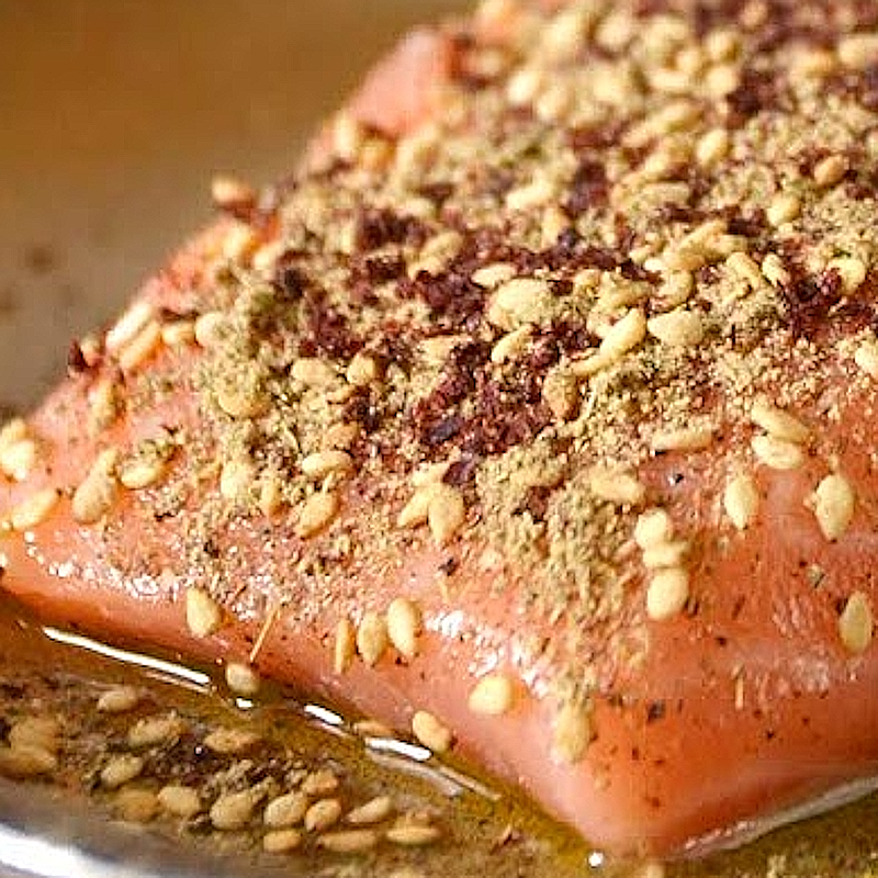 Pavé de saumon au Zaatar avec taboulé Libanais