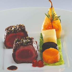 Venison with pepper sauce