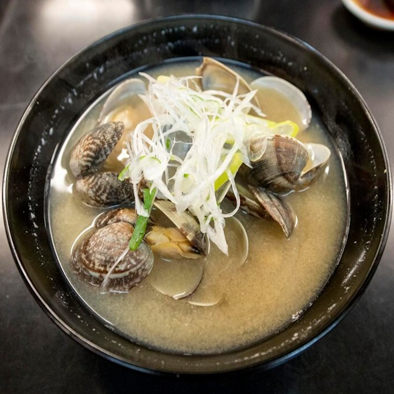 Japanese Clam Miso Soup (あさりの味噌汁)