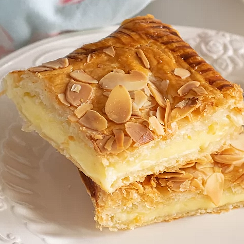 Pantxineta lub Tarta z Mlekiem Migdałowym (Nowoczesna Wersja)